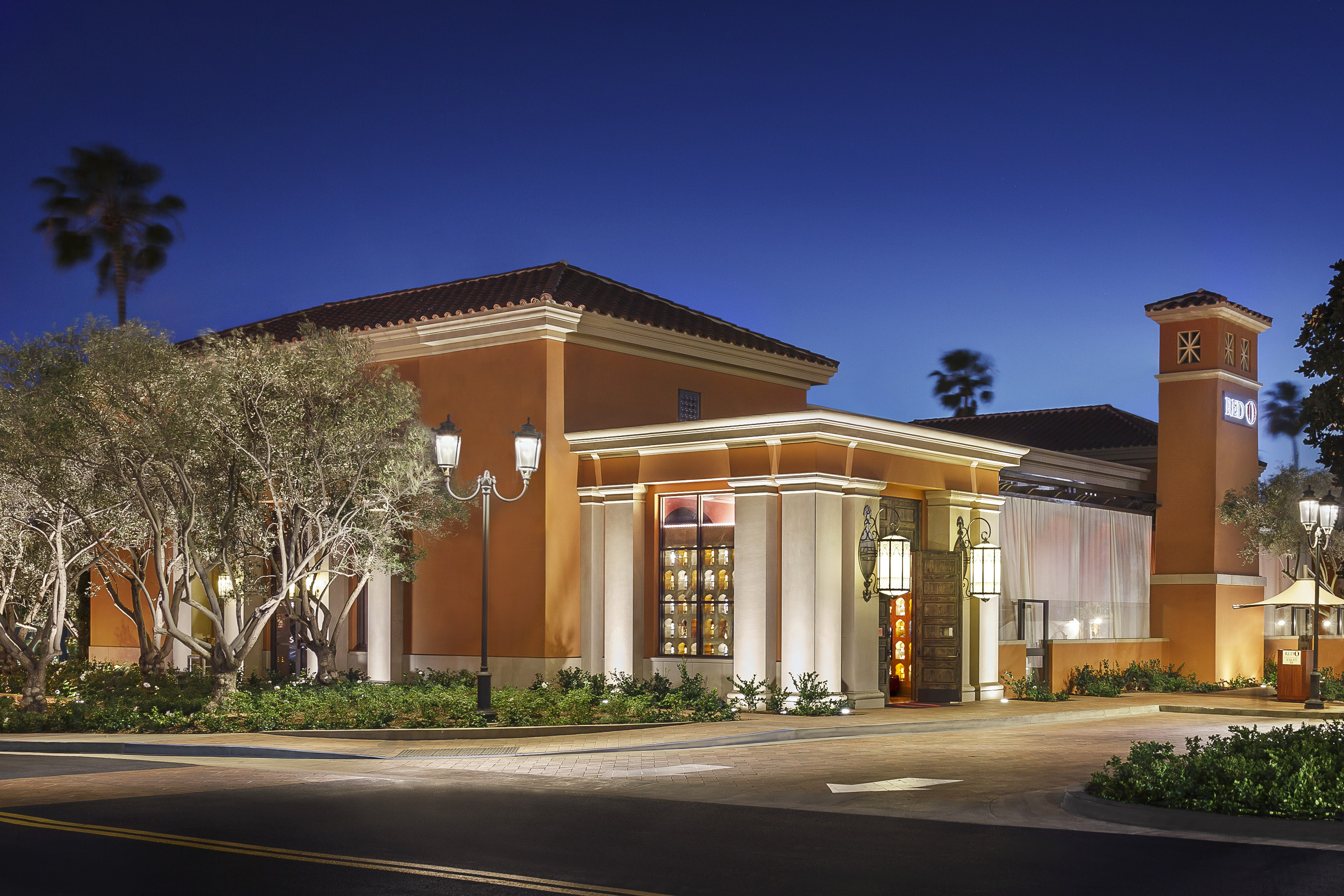 RED O AND VINE AND FIG AND OLIVE RESTAURANT